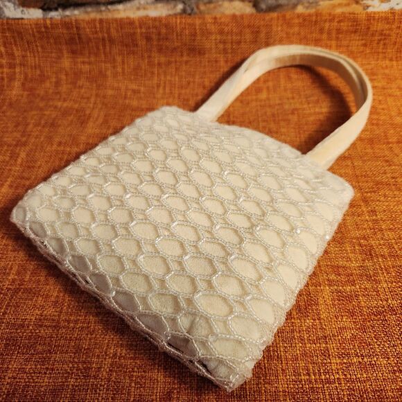 Vintage Cream/White Velvet Beaded Evening/Formal Purse/Bag - Gorgeous! - Picture 2 of 9